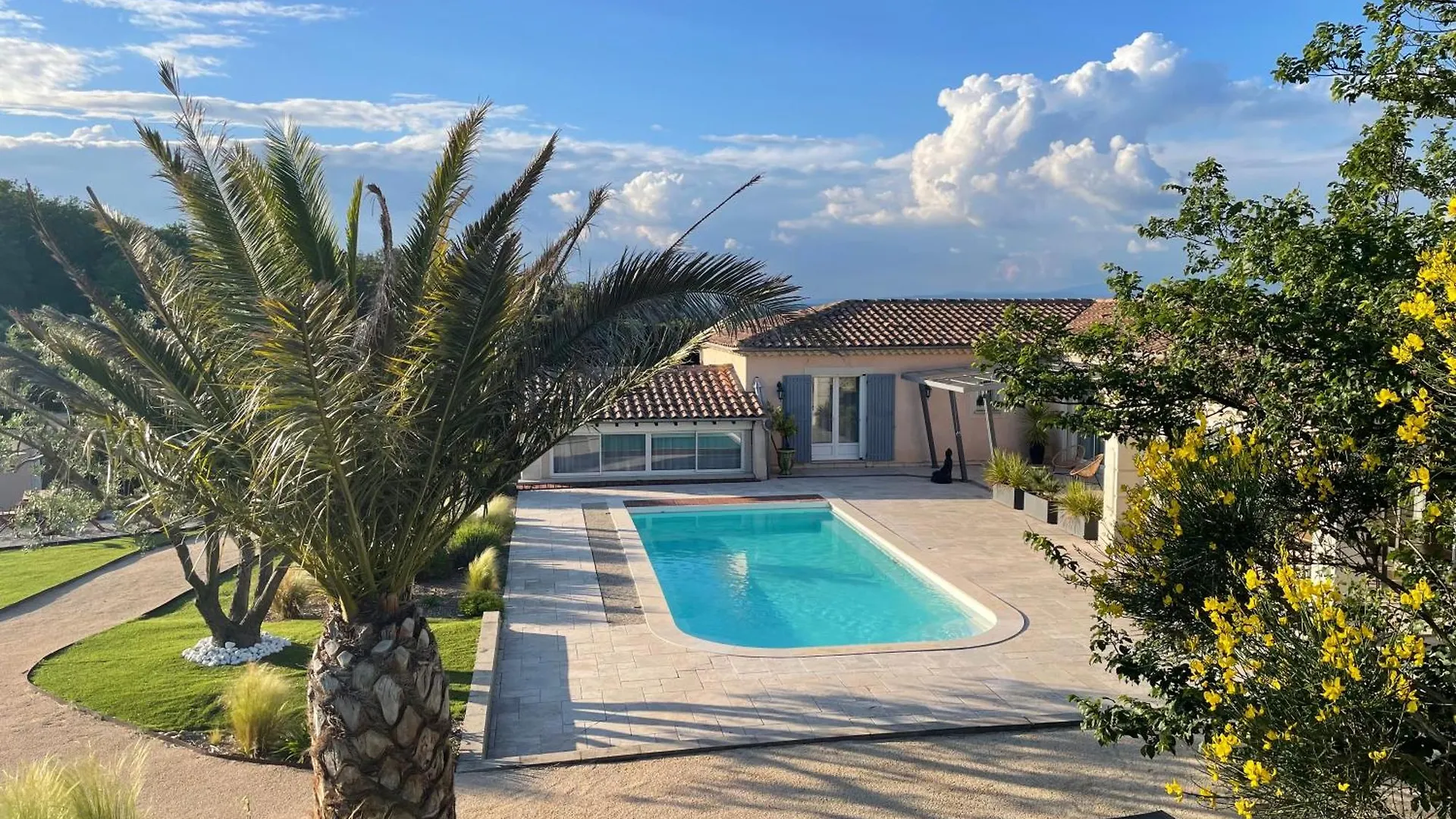 Guest house Gite Le Soleil Couchant Saint-Saturnin-les-Avignon